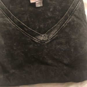 Lularoe Christy T-Shirt V-Neck Black Acid Wash